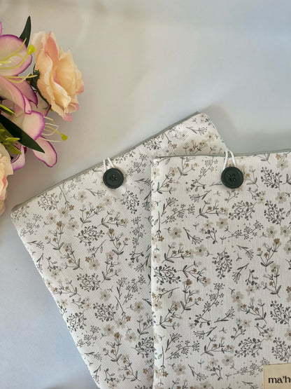 POCHETTE À LIVRE FLORE